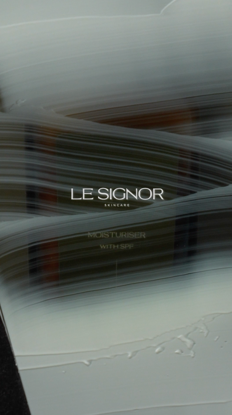 Moisturiser with SPF 50PA+++